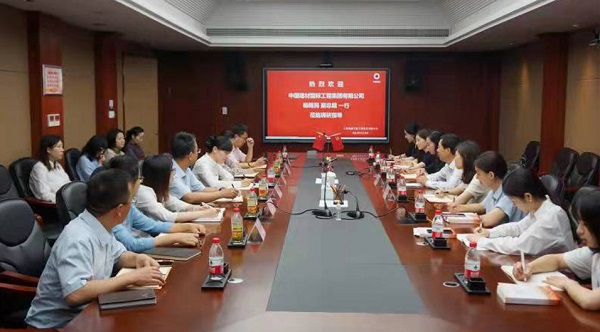 中国建材工程集团领导到上海凯盛节能调研并讲授专题党课